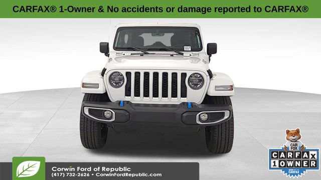 Used 2022 Jeep Wrangler Unlimited Sahara w/ Cold Weather Group image 2