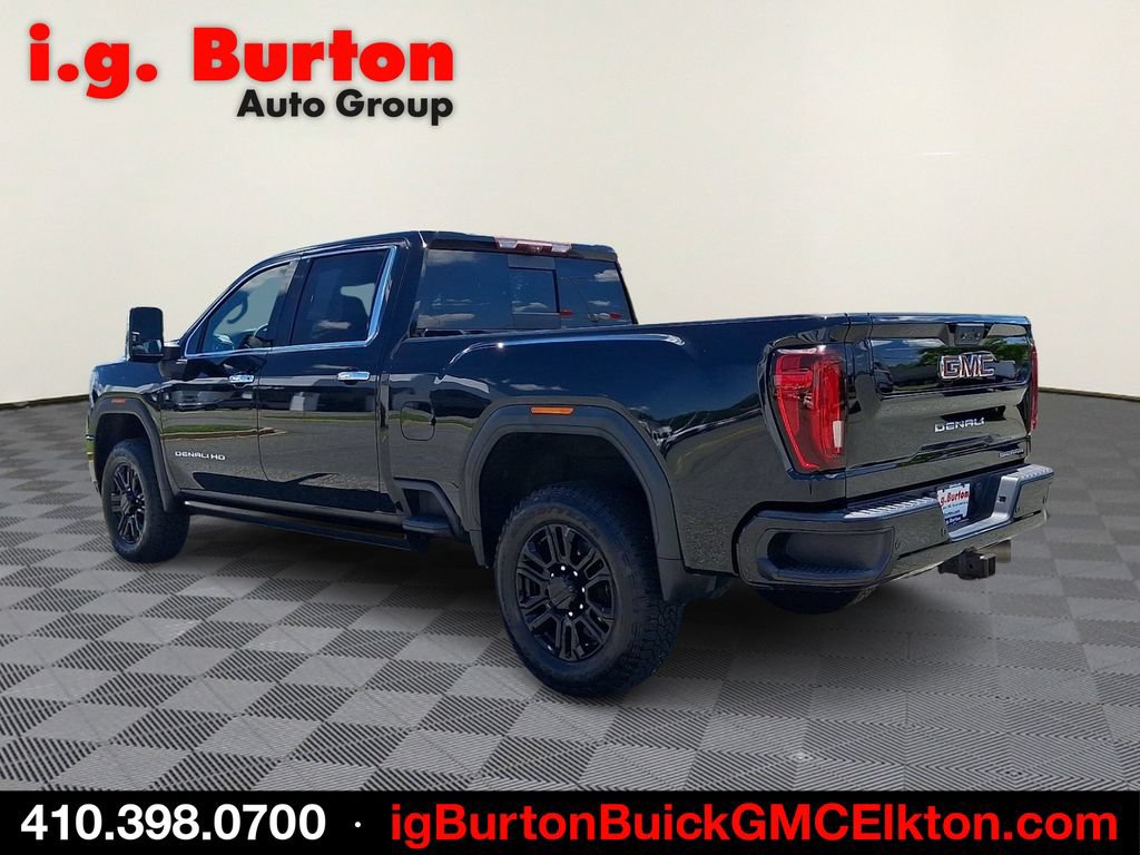 Certified 2021 GMC Sierra 2500 Denali w/ Denali Black Diamond Edition AWD/4WD image 4