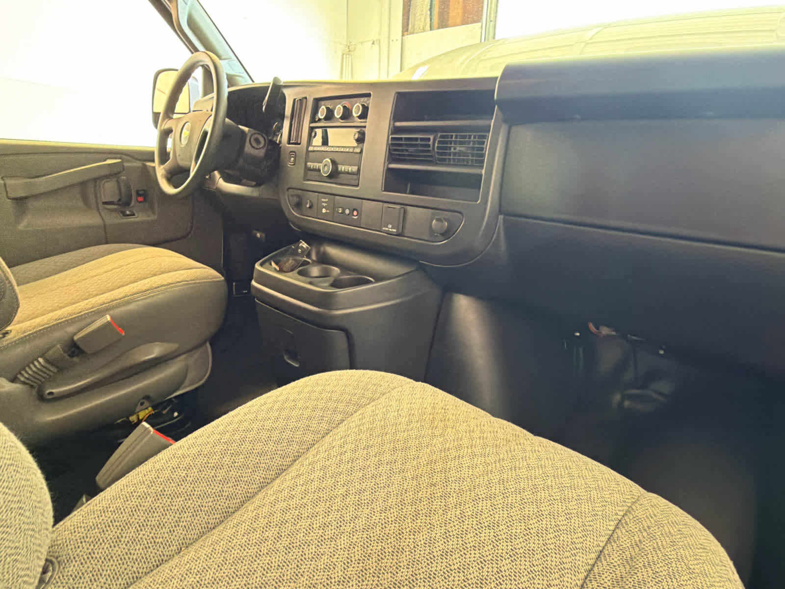 Used 2023 Chevrolet Express 3500 LS image 24