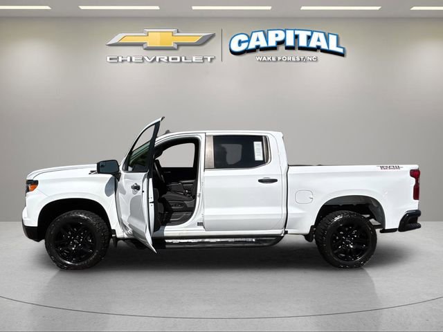 Used 2024 Chevrolet Silverado 1500 Custom Trail Boss w/ LPO, Dark Essentials Package image 10