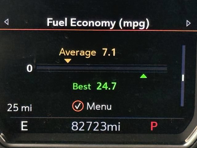 Used 2021 GMC Yukon Denali w/ Denali Premium Package AWD/4WD image 17