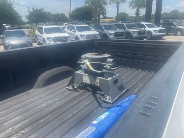 Used 2022 Chevrolet Silverado 3500 High Country AWD/4WD image 13