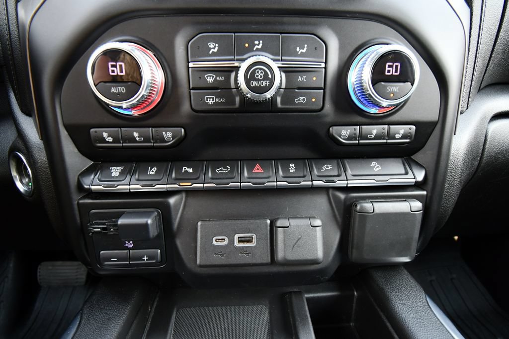 Used 2021 GMC Sierra 3500 Denali AWD/4WD image 34