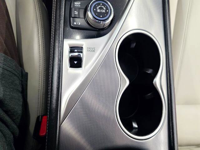 Used 2019 INFINITI Q60 3.0t Luxe w/ Essential Package image 23