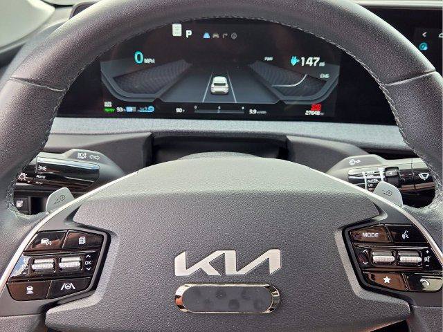 Used 2022 Kia EV6 Wind RWD image 30