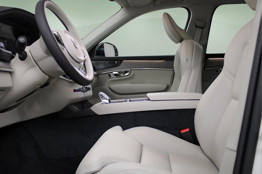 New 2026 Volvo XC90 B6 Ultra w/ Protection Package Premier image 19