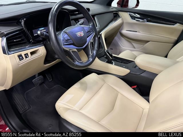 Used 2018 Cadillac XT5 FWD image 11