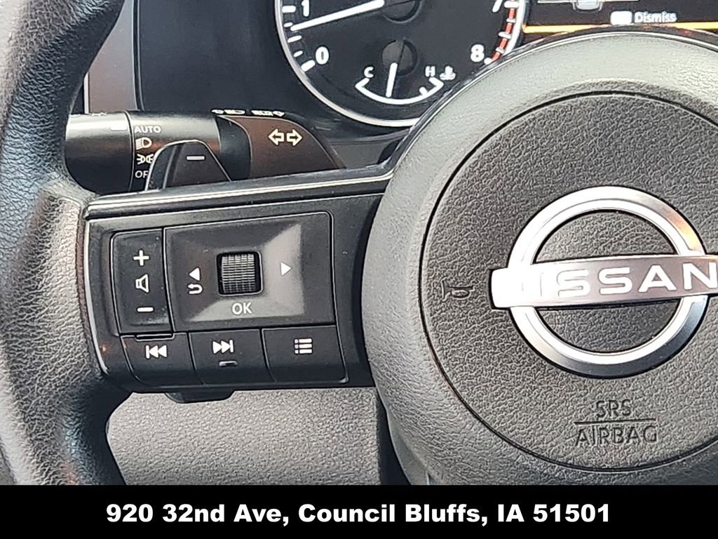 Used 2024 Nissan Pathfinder S image 23