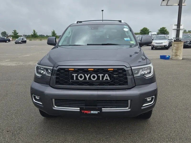 Used 2019 Toyota Sequoia Platinum w/ Carpet Mat Package (TMS) AWD/4WD image 5