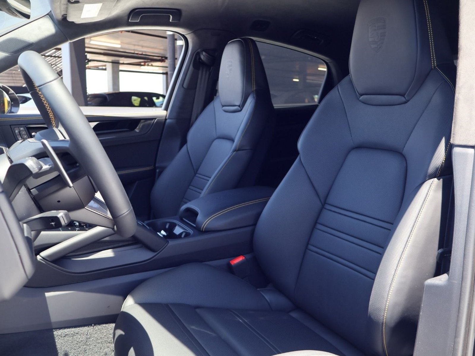 New 2026 Porsche Cayenne Turbo GT AWD/4WD image 5
