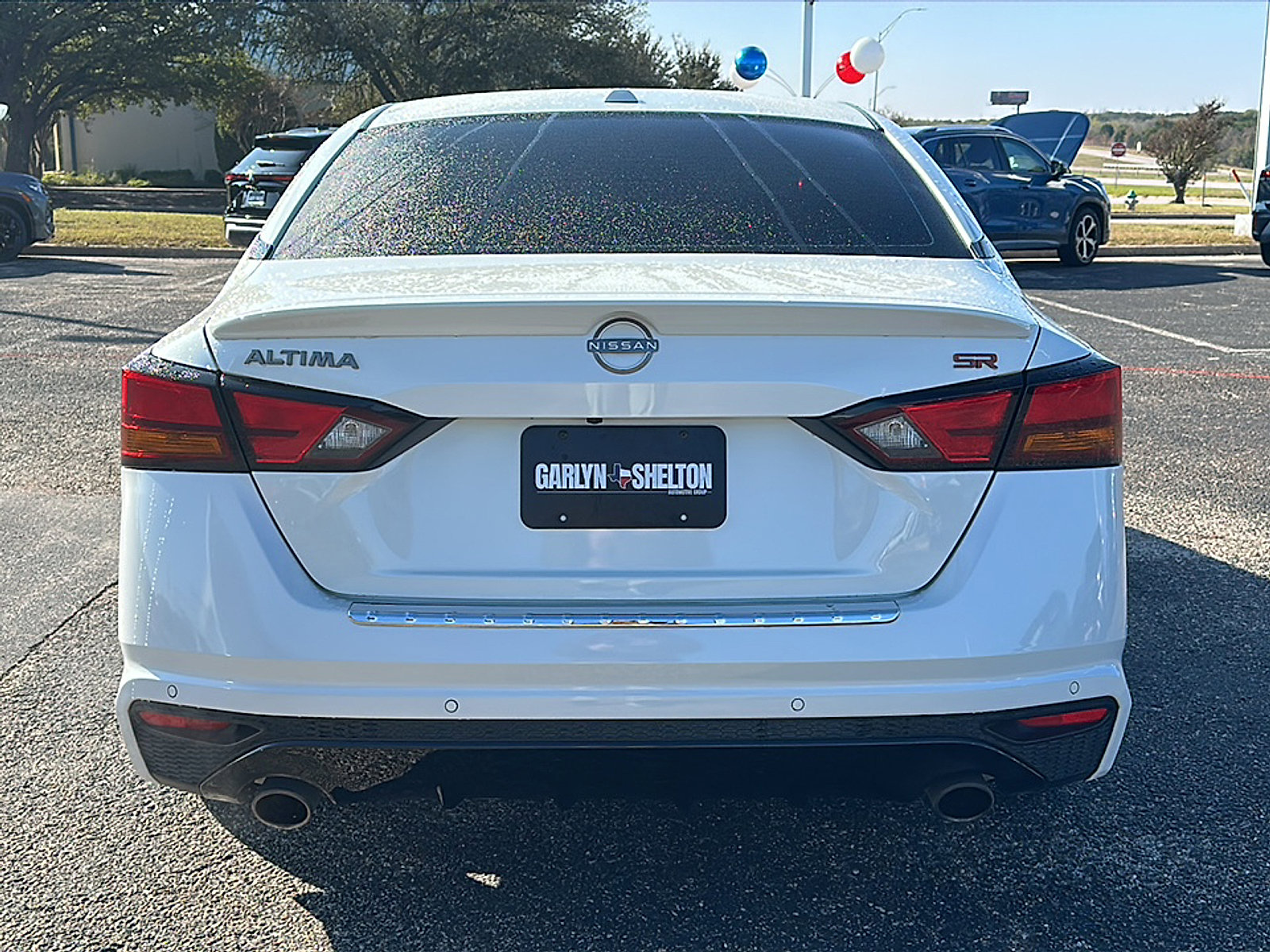 Used 2023 Nissan Altima 2.5 SR w/ SR Premium Package image 7