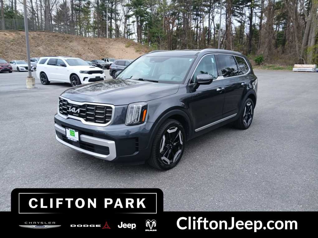 Used 2024 Kia Telluride S
