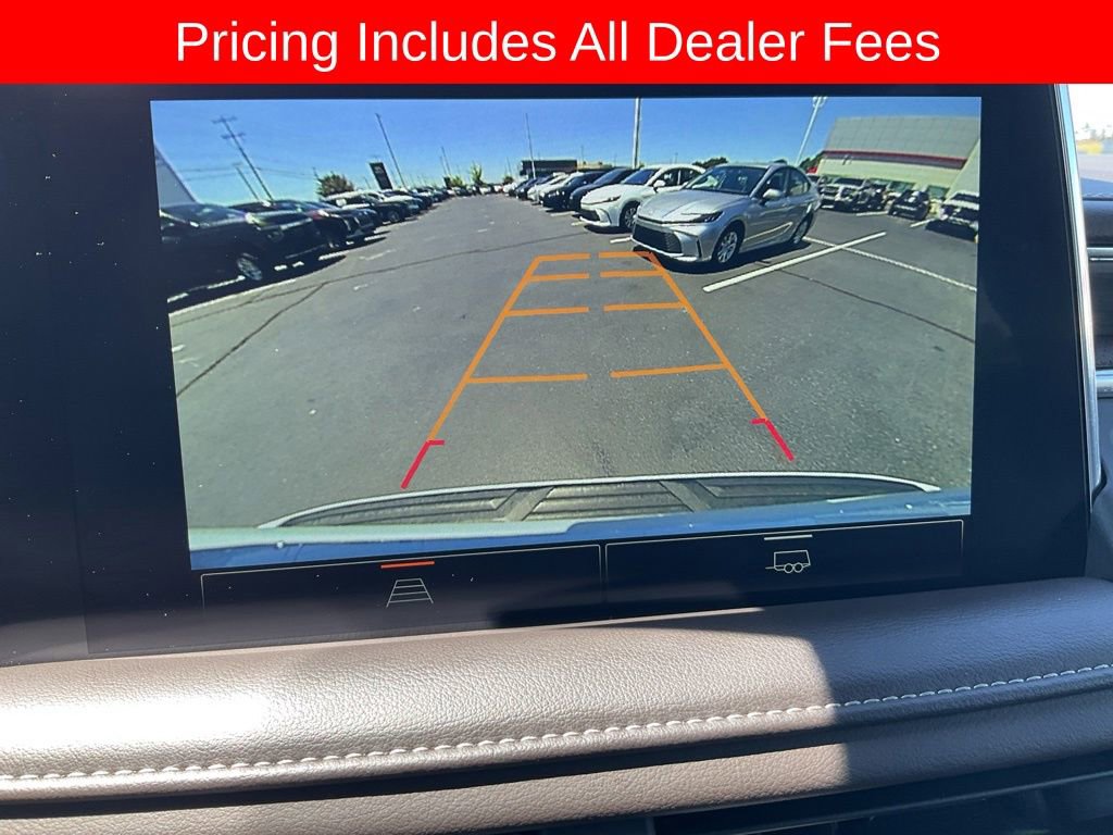 Used 2024 GMC Yukon SLT RWD image 15