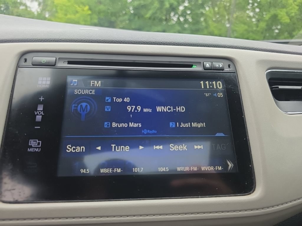Used 2017 Honda HR-V EX-L image 18