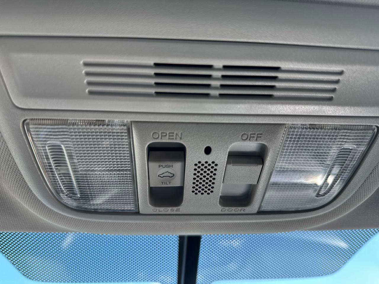 Used 2017 Honda Civic EX-L image 21