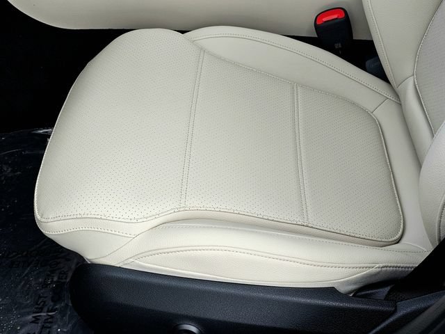 New 2026 Mercedes-Benz C 300 4MATIC Sedan image 12