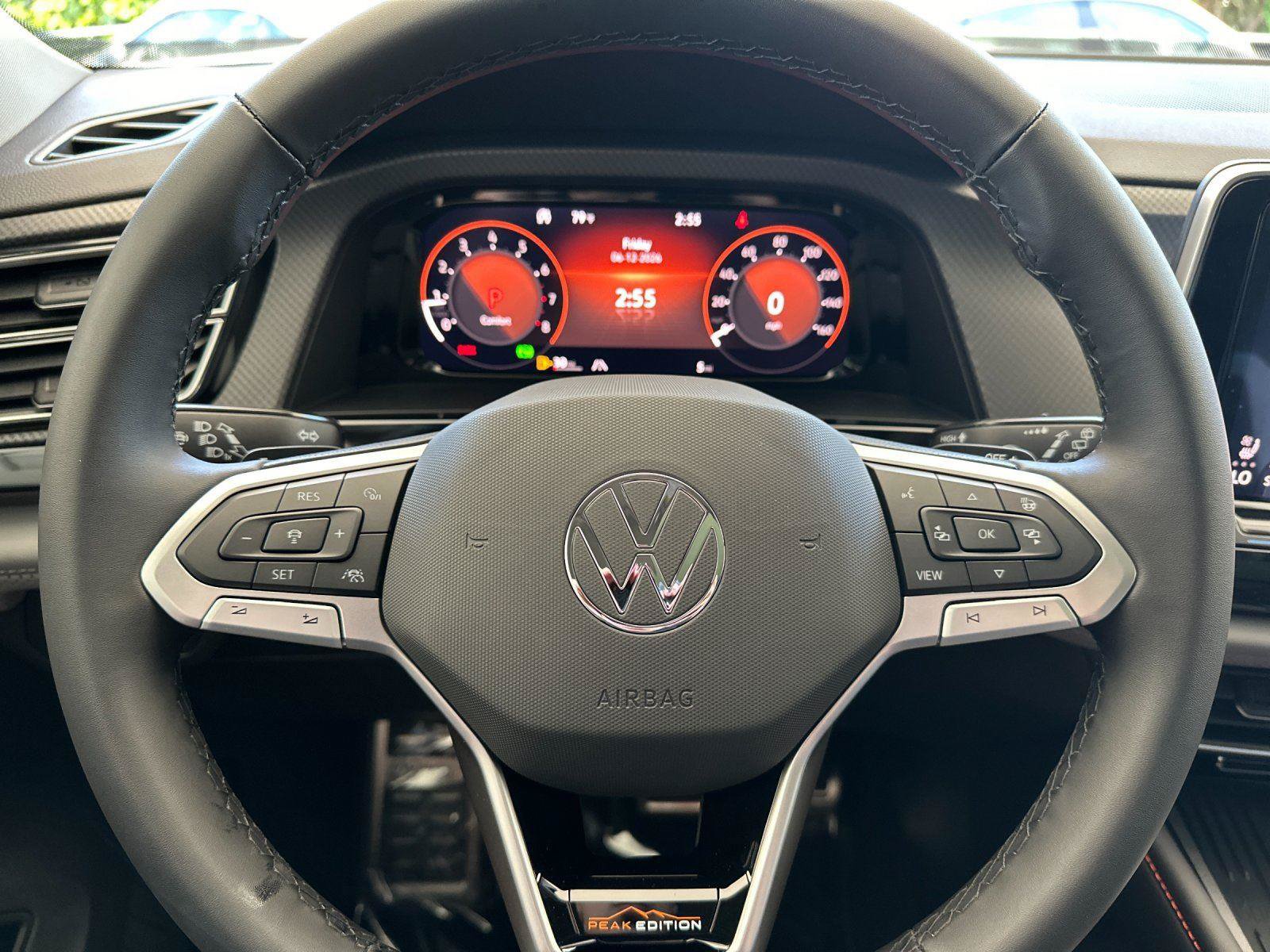 New 2026 Volkswagen Atlas Peak Edition AWD/4WD image 23