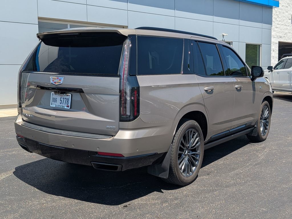 Used 2025 Cadillac Escalade Sport Platinum w/ LPO, Floor Liner Package AWD/4WD image 7