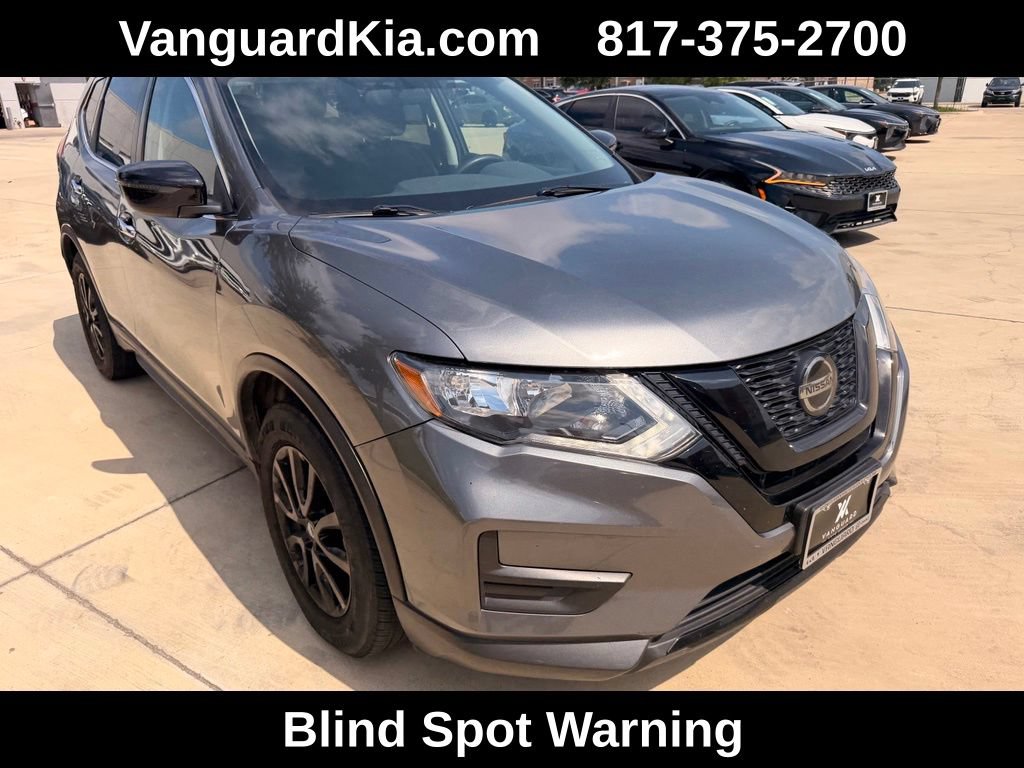 Used 2018 Nissan Rogue SV FWD image 5