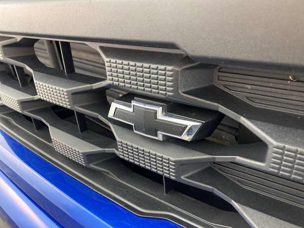 Used 2023 Chevrolet Silverado 1500 Custom w/ LPO, Dark Essentials Package image 31