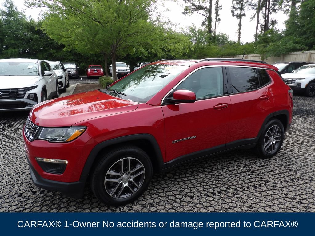 Used 2019 Jeep Compass Latitude w/ Popular Equipment Group FWD image 3
