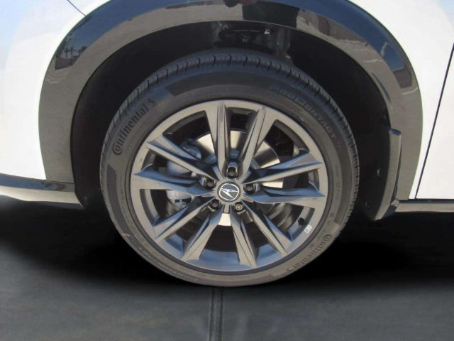 Certified 2025 Acura ADX A-Spec FWD image 4