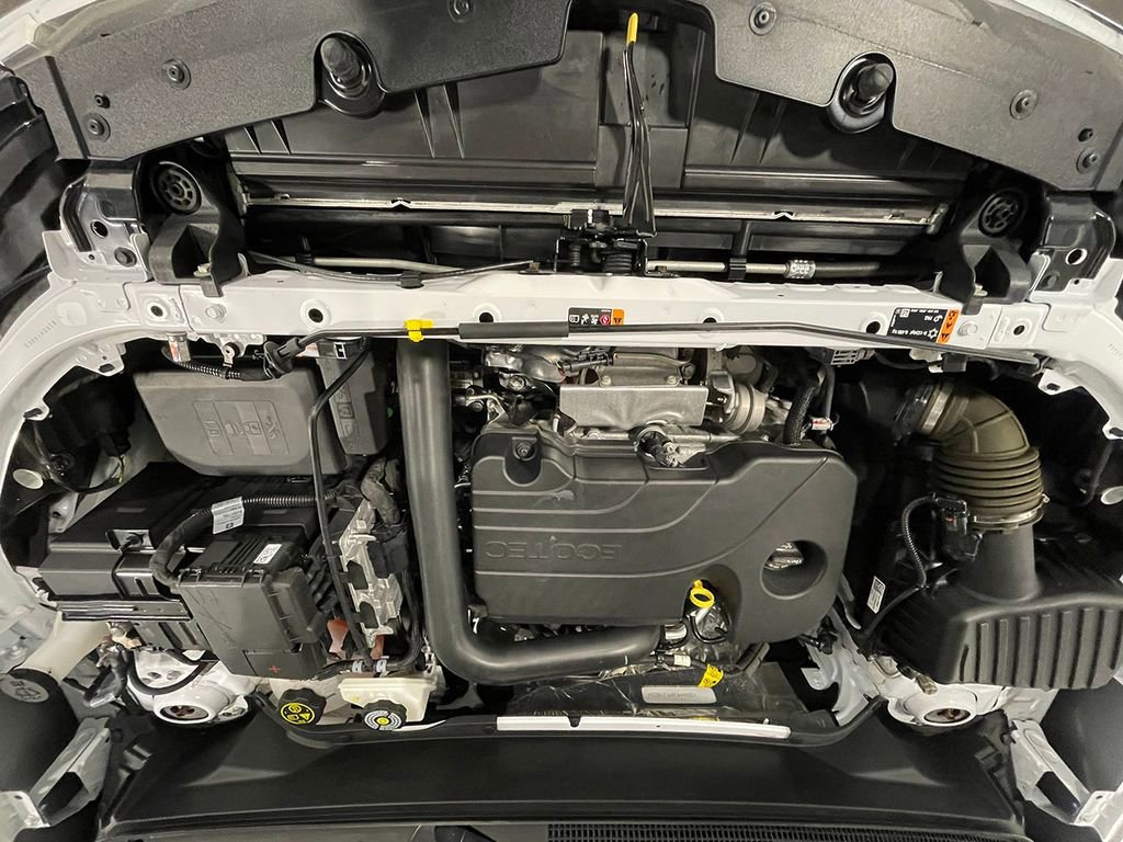 Used 2023 Chevrolet Equinox LS image 37