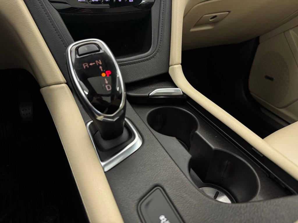 Used 2018 Cadillac XT5 Luxury w/ Driver Awareness Package image 29