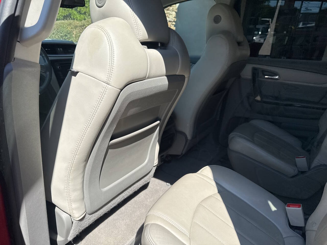 Used 2014 Chevrolet Traverse LTZ AWD/4WD image 12