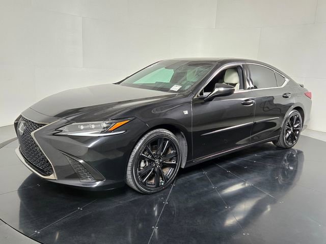 Used 2022 Lexus ES 350 F Sport w/ Accessory Package FWD image 2