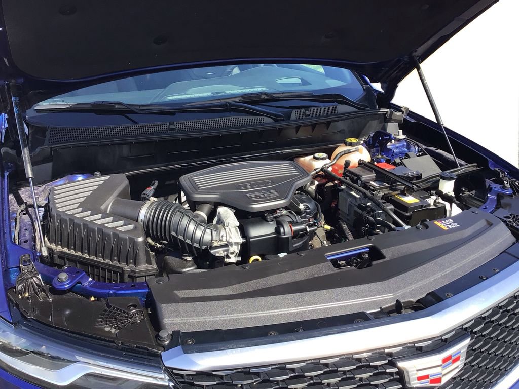 Used 2024 Cadillac XT6 Premium Luxury w/ Technology Package image 11