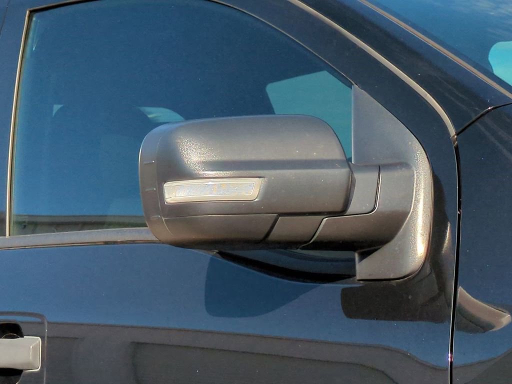 Used 2020 Nissan Titan PRO-4X w/ Pro-4x Utility Package image 12