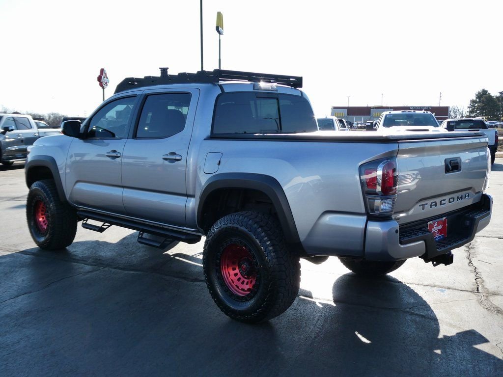 Used 2023 Toyota Tacoma TRD Off-Road w/ TRD Premium Off Road Package AWD/4WD image 12