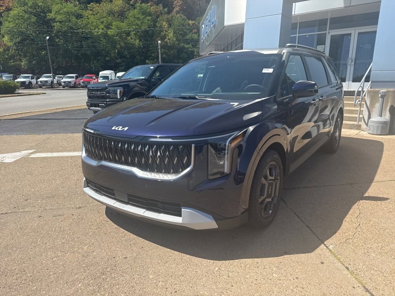 New 2026 Kia Carnival EX image 3