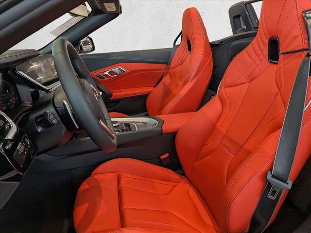 New 2026 BMW Z4 M40i w/ Premium Package RWD image 4