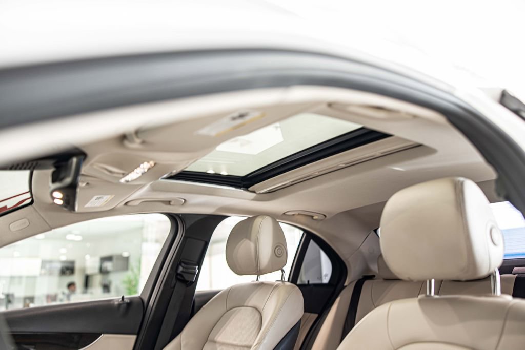 Used 2021 Mercedes-Benz C 300 Sedan image 19