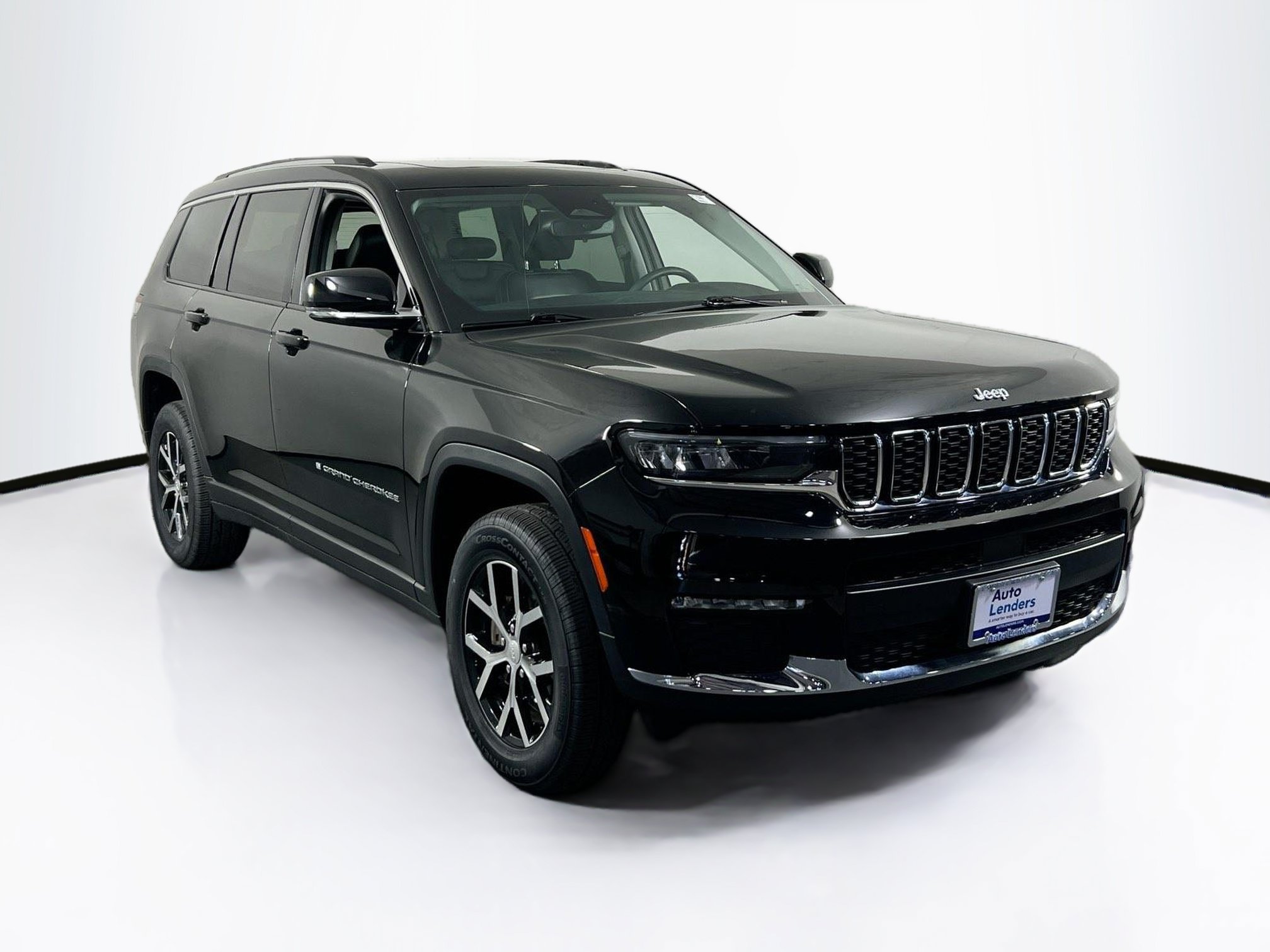 Used 2023 Jeep Grand Cherokee L Limited AWD/4WD image 3