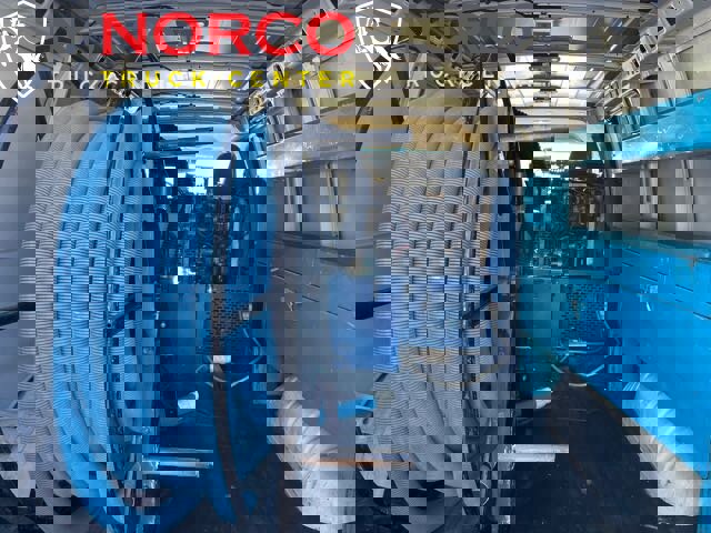 Used 2018 Chevrolet Express 2500 image 5