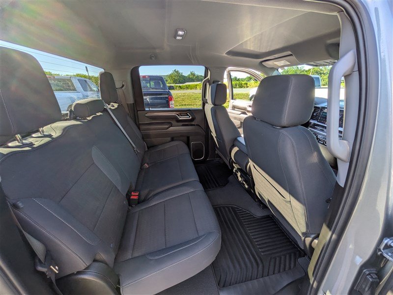 Used 2025 Chevrolet Silverado 2500 LT w/ Convenience Package AWD/4WD image 21