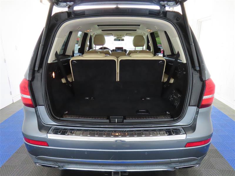 Used 2018 Mercedes-Benz GLS 450 4MATIC w/ Premium Package image 12
