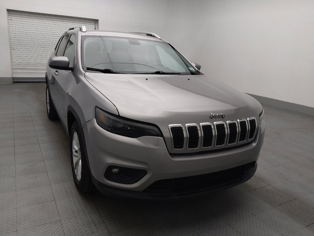 Used 2019 Jeep Cherokee Latitude w/ Popular Appearance Group FWD image 14