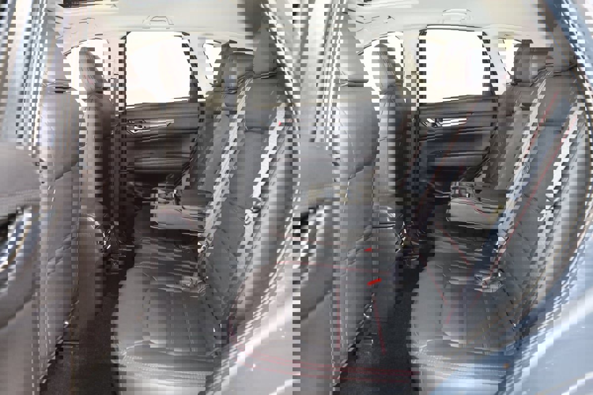 Used 2025 MAZDA CX-5 Carbon Edition image 48