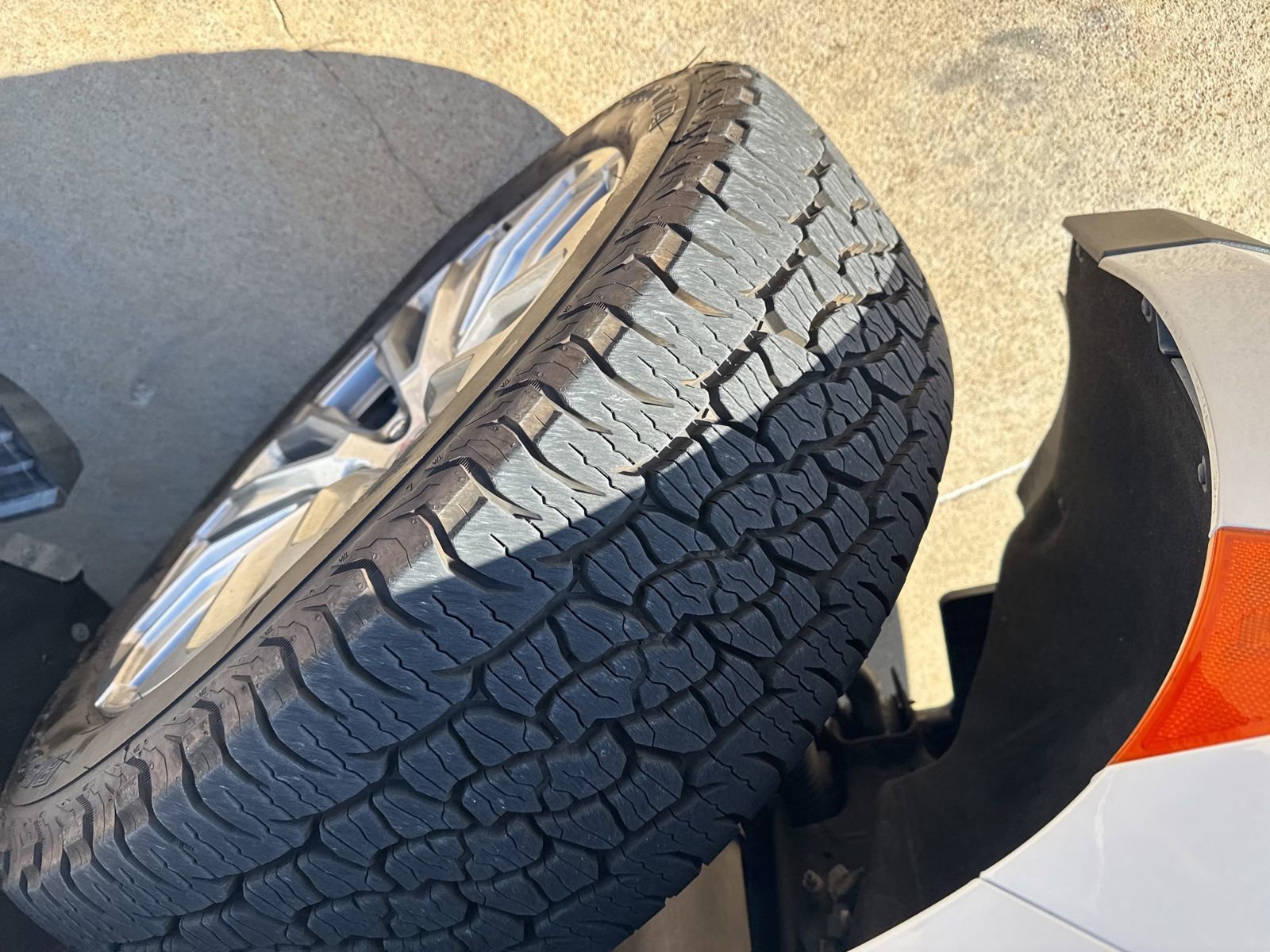 Used 2021 GMC Yukon Denali w/ Denali Ultimate Package image 24