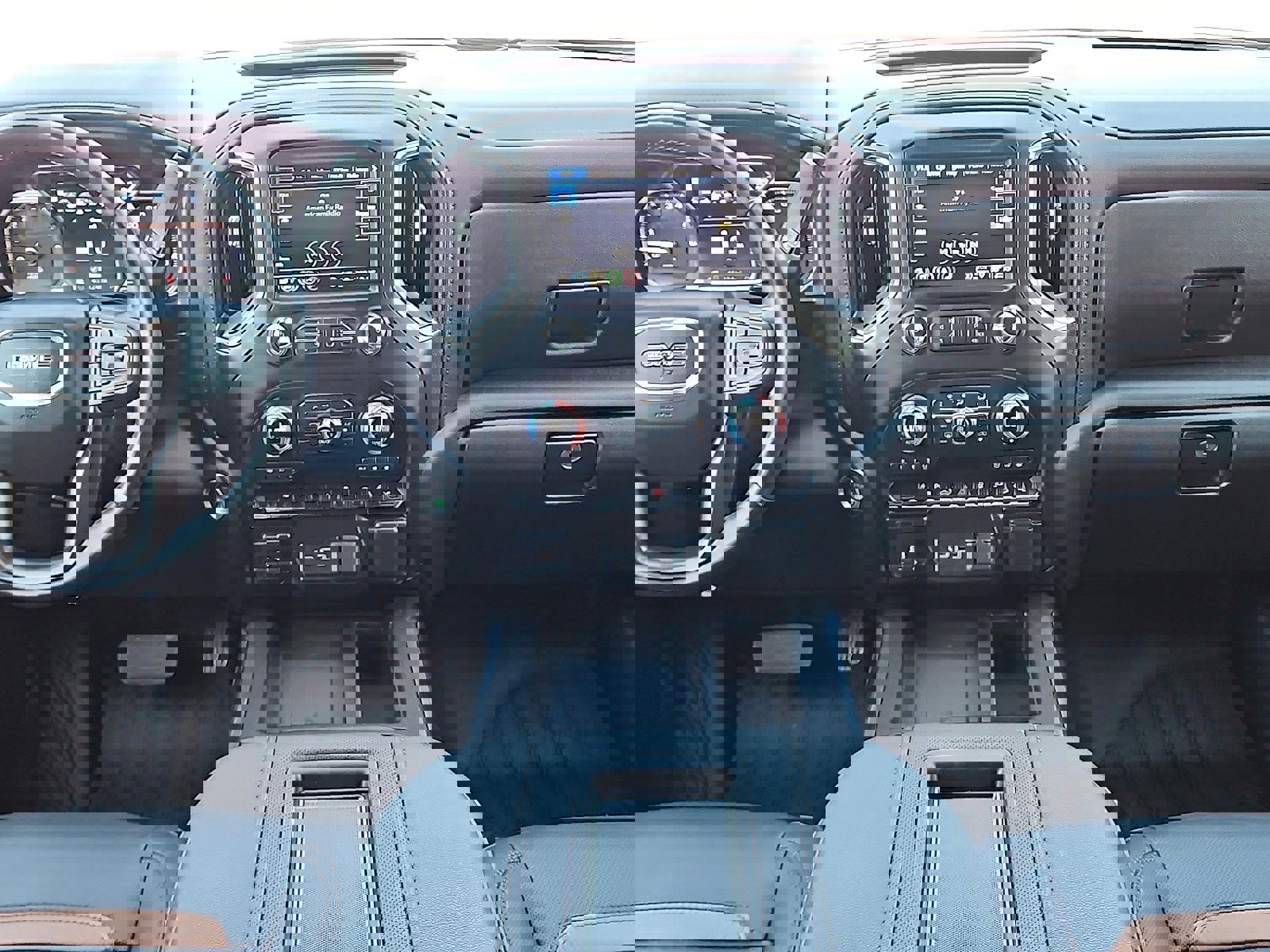 Used 2021 GMC Sierra 2500 AT4 w/ AT4 Premium Plus Package image 12