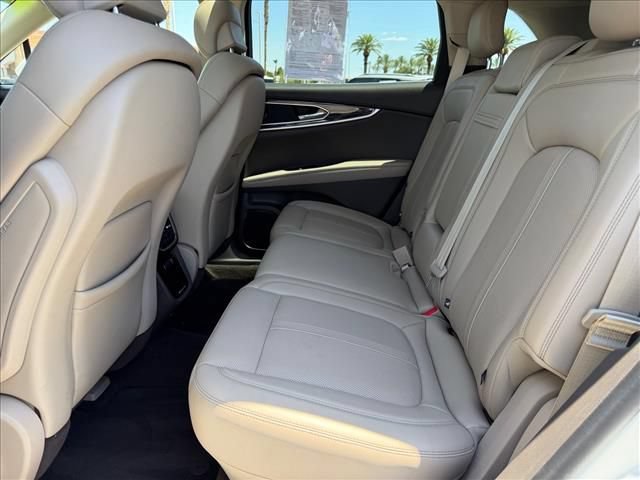 Used 2022 Lincoln Nautilus Reserve w/ Equipment Group 201A AWD/4WD image 7