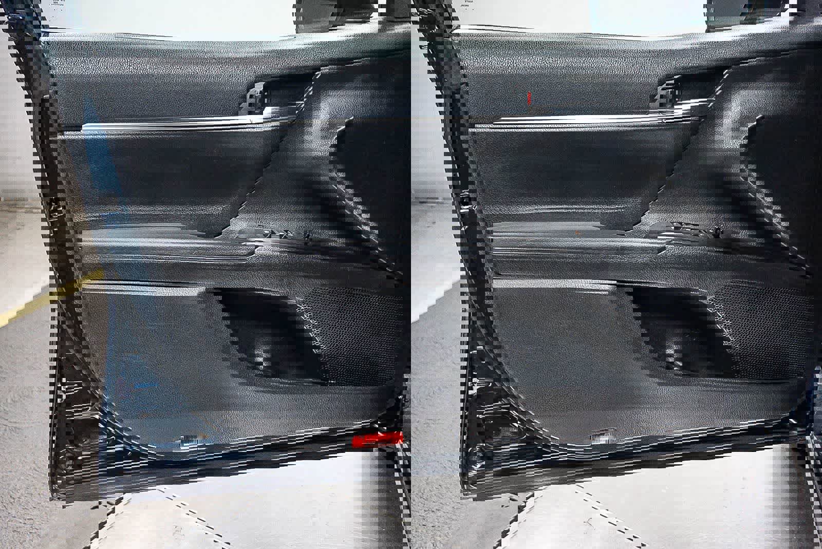 Certified 2020 Toyota Camry SE w/ Carpet Mat Package image 22