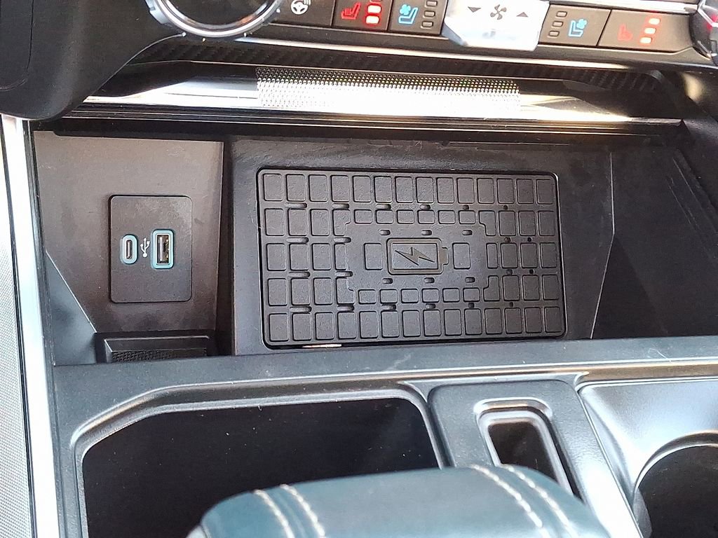 Used 2023 Ford F150 Limited image 25