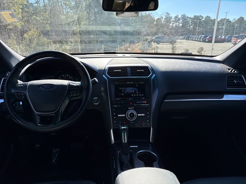 Used 2016 Ford Explorer Limited w/ Equipment Group 301A image 16
