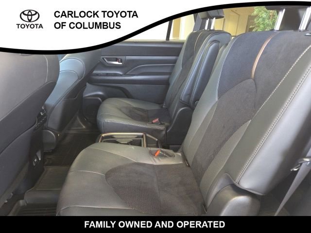 Used 2024 Toyota Grand Highlander AWD Hybrid image 14