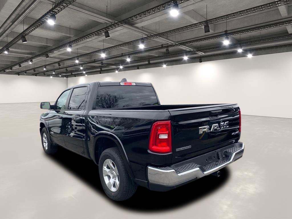 Used 2025 RAM 1500 Big Horn AWD/4WD image 5